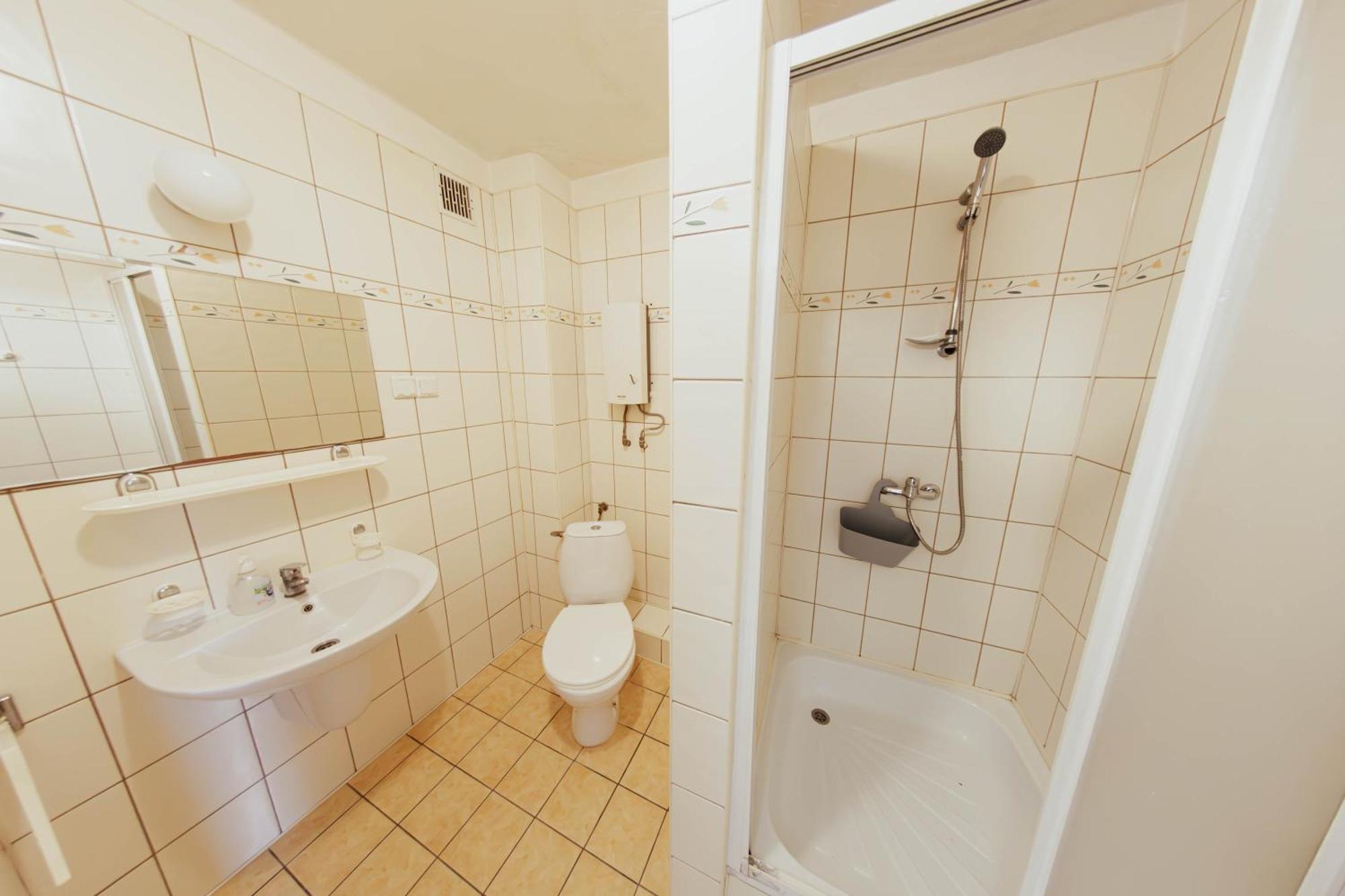 Twoj Hostel Ruda Slaska Esterno foto